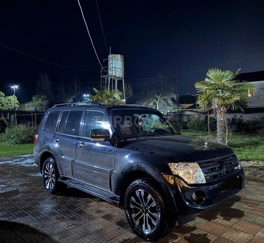 Mitsubishi Pajero 2007, 405,800 km - 3.0 l - Lənkəran