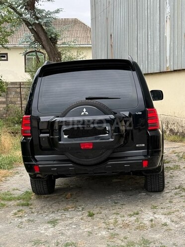 Mitsubishi Pajero 2007, 405,800 km - 3.0 l - Lənkəran