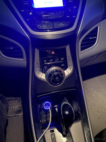 Hyundai Elantra 2013, 220,000 km - 1.8 l - Bakı