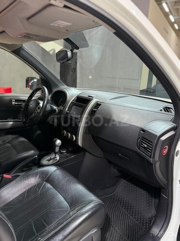 Nissan X-Trail 2013, 222,000 km - 2.5 l - Sumqayıt
