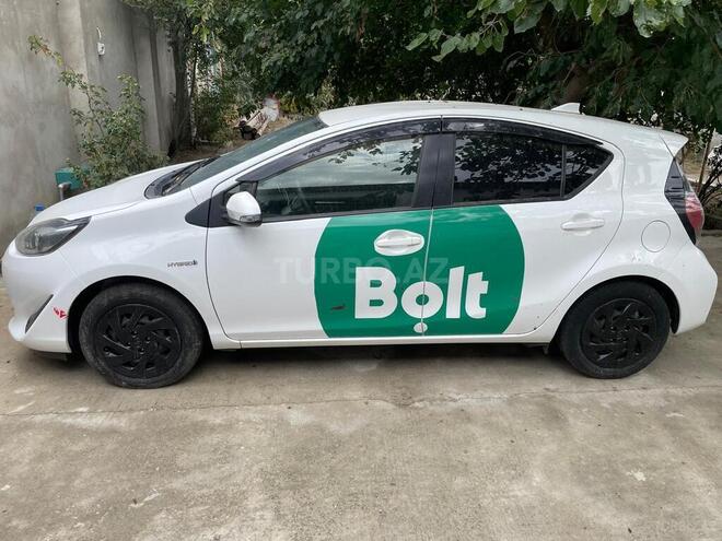 Toyota Aqua 2019, 85,606 km - 1.5 l - Bakı