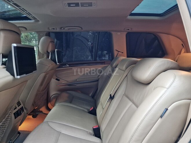 Mercedes CL 550 2008, 245,362 km - 5.5 л - Sumqayıt