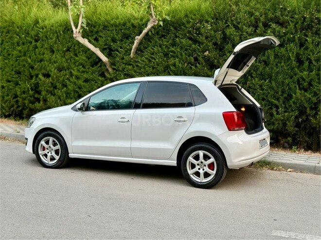 Volkswagen Polo 2010, 181,560 km - 1.4 l - Bakı