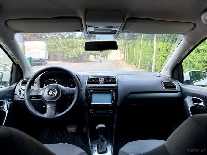 Volkswagen Polo 2010, 181,560 km - 1.4 l - Bakı