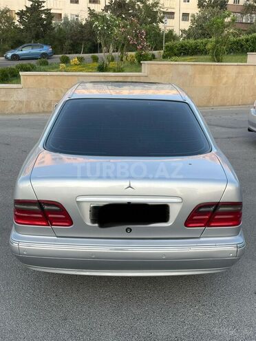 Mercedes E 320 1999, 421,000 km - 3.2 l - Bakı