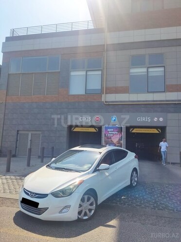 Hyundai Elantra 2014, 178,000 km - 1.8 l - Bakı