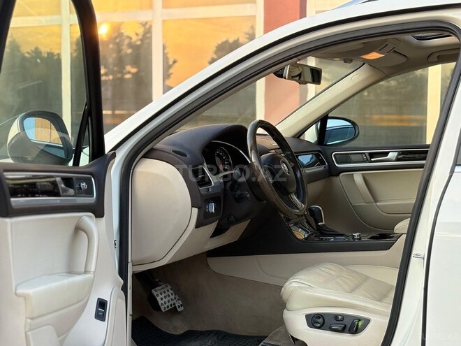 Volkswagen Touareg 2011, 187,450 km - 3.6 л - Sumqayıt