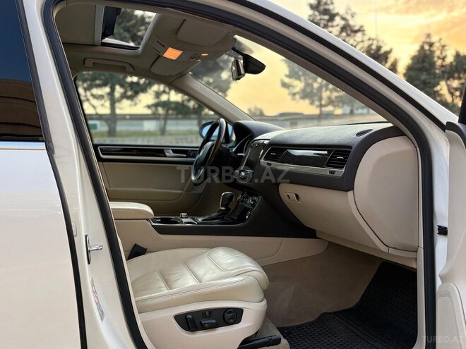 Volkswagen Touareg 2011, 187,450 km - 3.6 л - Sumqayıt