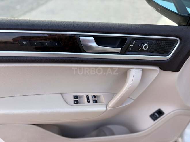Volkswagen Touareg 2011, 187,450 km - 3.6 л - Sumqayıt