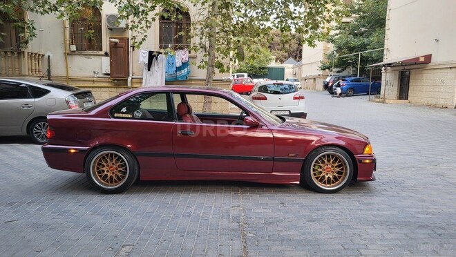 BMW 320 1996, 297,000 km - 2.0 л - Xırdalan