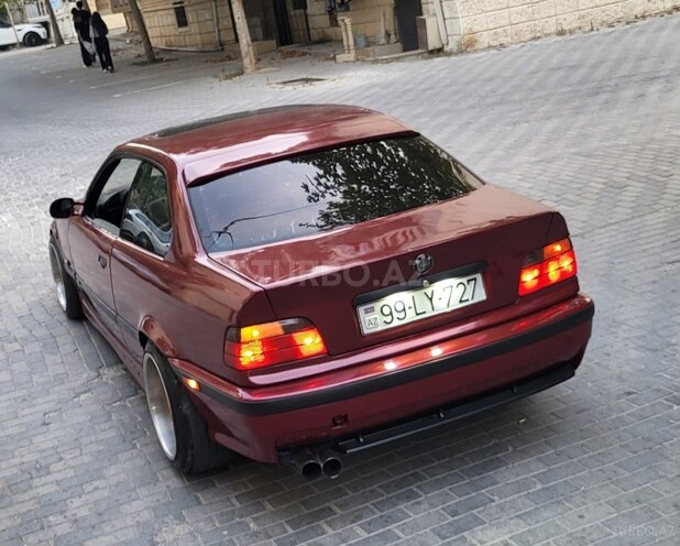 BMW 320 1996, 297,000 km - 2.0 л - Xırdalan