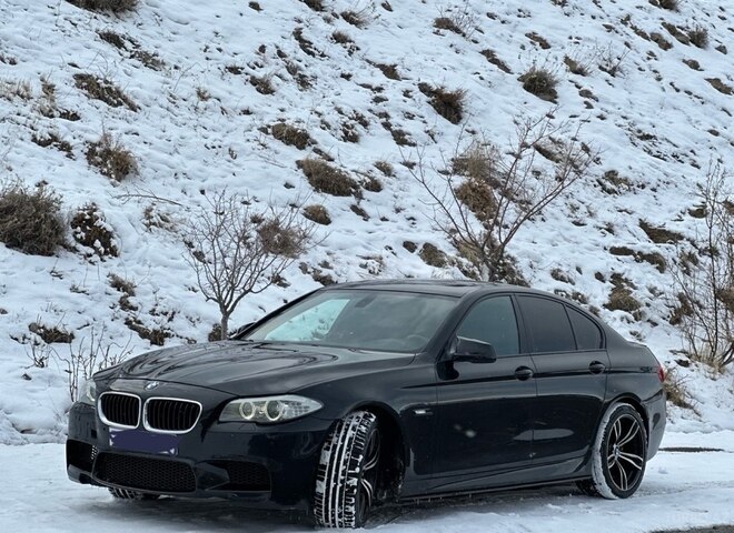 BMW 528 2012, 240,000 km - 2.0 l - Naxçıvan