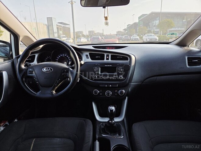 Kia  2014, 216,000 km - 1.6 l - Bakı