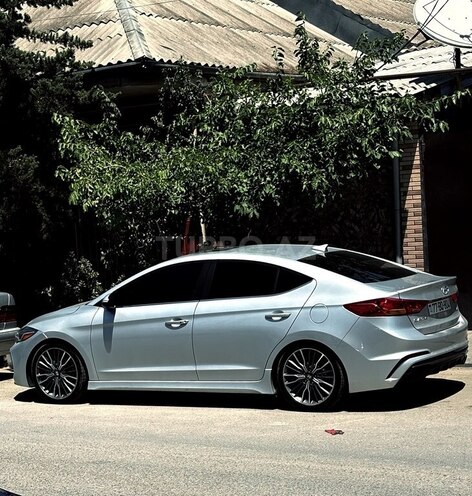 Hyundai Elantra 2017, 190,000 km - 1.6 l - Bakı