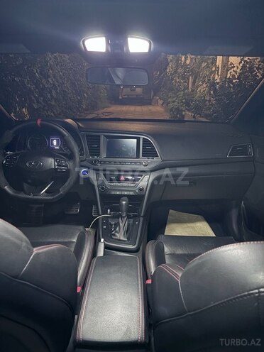Hyundai Elantra 2017, 190,000 km - 1.6 l - Bakı