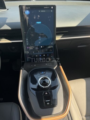 Toyota bZ3 2024, 39,000 km - 0.0 л - Bakı