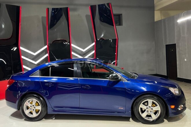 Chevrolet Cruze 2011, 270,000 km - 1.4 l - Sumqayıt