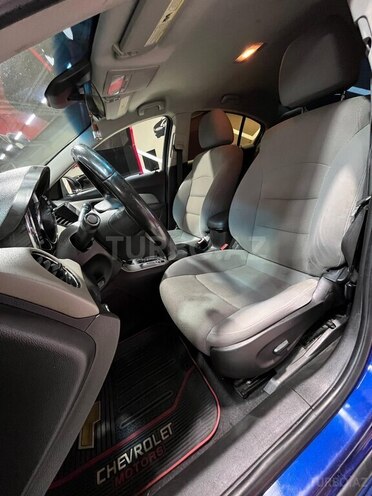 Chevrolet Cruze 2011, 270,000 km - 1.4 l - Sumqayıt