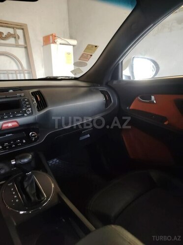 Kia Sportage 2011, 110,000 km - 2.0 l - Bakı