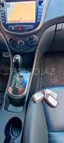 Hyundai Accent 2015, 174,500 km - 1.4 l - Bakı