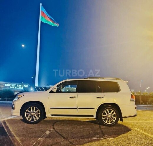 Lexus LX 570 2015, 227,000 km - 5.7 л - Bakı