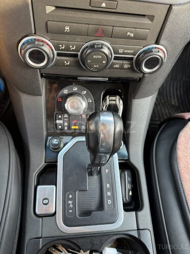 Land Rover Discovery 2010, 254,000 km - 3.0 l - Bakı