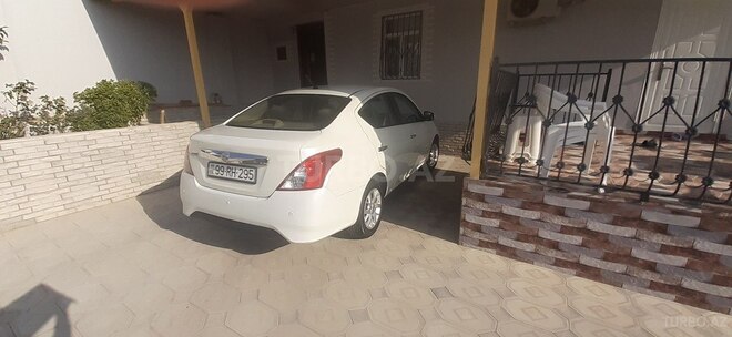 Nissan Sunny 2014, 279,000 km - 1.5 л - Bakı