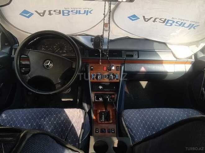 Mercedes E 230 1991, 240,000 km - 2.3 l - Sumqayıt