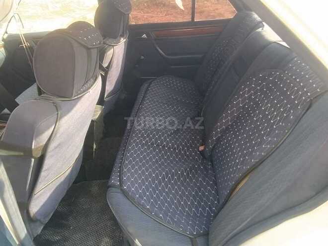 Mercedes E 230 1991, 240,000 km - 2.3 l - Sumqayıt