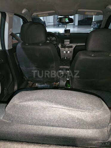 Opel Astra 2007, 240,000 km - 1.8 l - Bakı