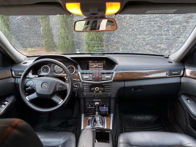 Mercedes E 220 d 2010, 340,850 km - 2.2 l - Bakı