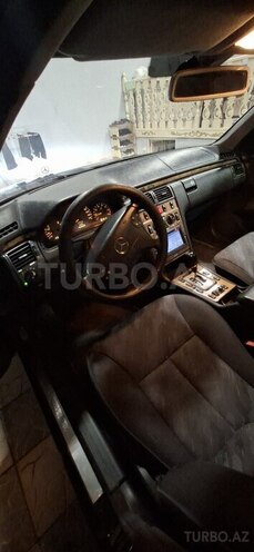 Mercedes E 240 2000, 200,000 km - 2.4 l - Gəncə