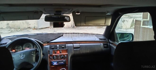 Mercedes E 240 1997, 350,000 km - 2.4 l - Ağdaş
