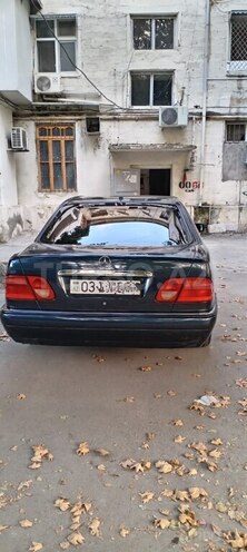 Mercedes E 240 1997, 350,000 km - 2.4 l - Ağdaş