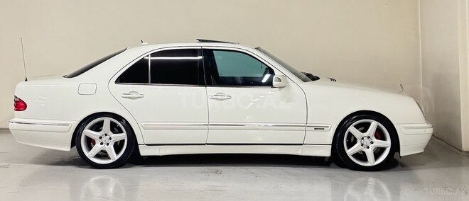 Mercedes E 320 2001, 470,987 km - 3.2 l - Gəncə