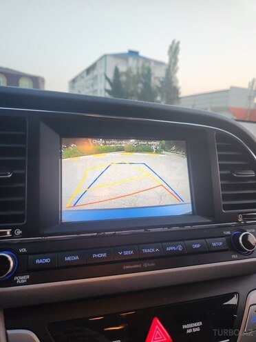 Hyundai Elantra 2016, 86,000 km - 2.0 l - Bakı