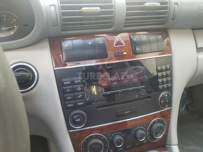 Mercedes  2004, 441,000 km - 2.6 л - Bakı