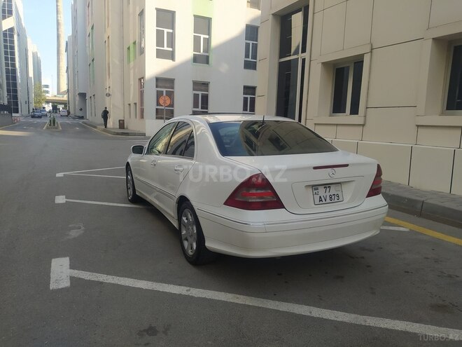 Mercedes  2004, 441,000 km - 2.6 л - Bakı