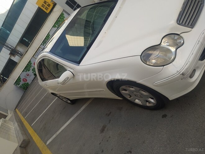 Mercedes  2004, 441,000 km - 2.6 л - Bakı