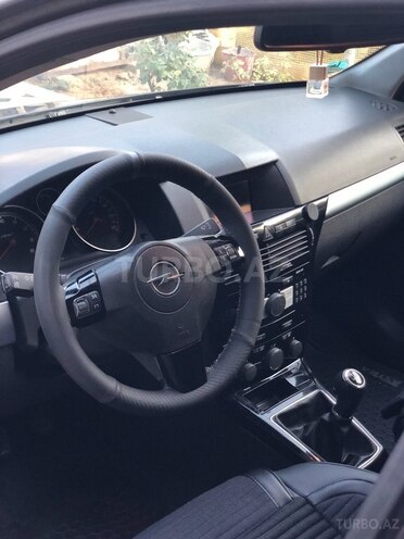 Opel Astra 2009, 206,000 km - 1.4 l - Bakı