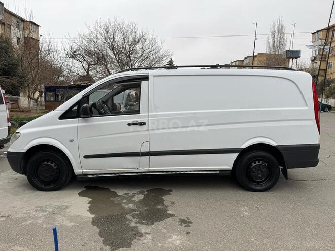 Mercedes Vito 111 2009, 371,000 km - 2.1 л - Bakı