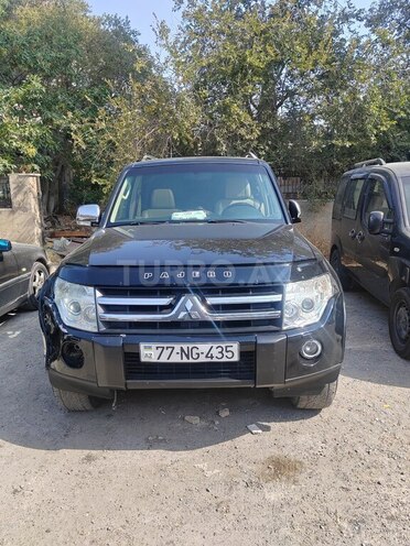 Mitsubishi Pajero 2007, 215,976 km - 3.0 l - Bakı