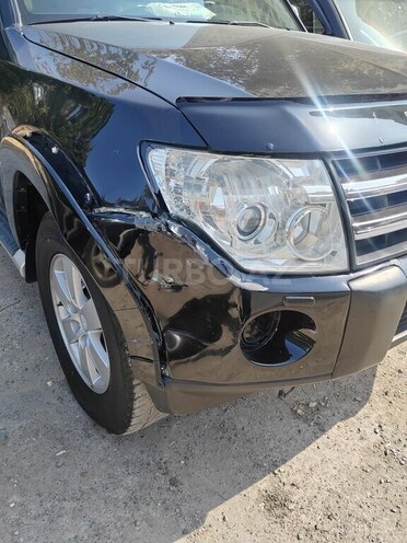 Mitsubishi Pajero 2007, 215,976 km - 3.0 l - Bakı