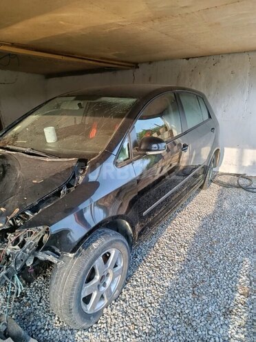 Volkswagen Golf Plus 2010, 190,000 km - 1.6 l - Göyçay