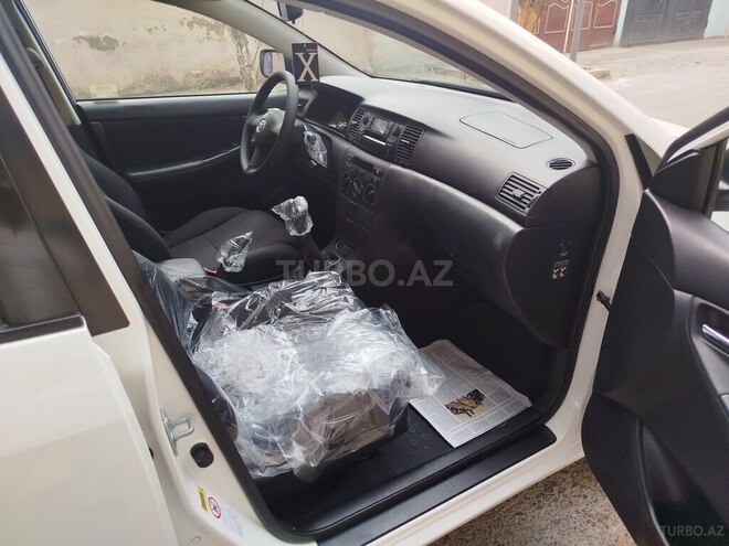 Toyota Corolla 2006, 320,000 km - 1.4 l - Bakı