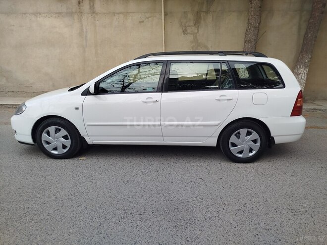 Toyota Corolla 2006, 320,000 km - 1.4 l - Bakı