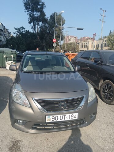 Nissan Tiida 2013, 258,800 km - 1.5 л - Bakı