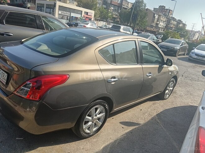 Nissan Tiida 2013, 258,800 km - 1.5 л - Bakı