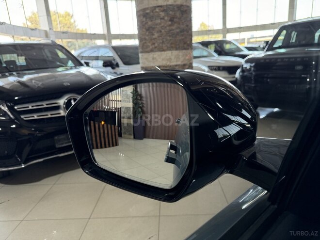 Land Rover RR Evoque 2023, 25,000 km - 1.5 l - Bakı
