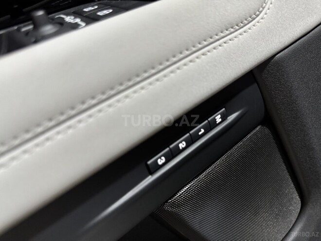Land Rover RR Evoque 2023, 25,000 km - 1.5 l - Bakı